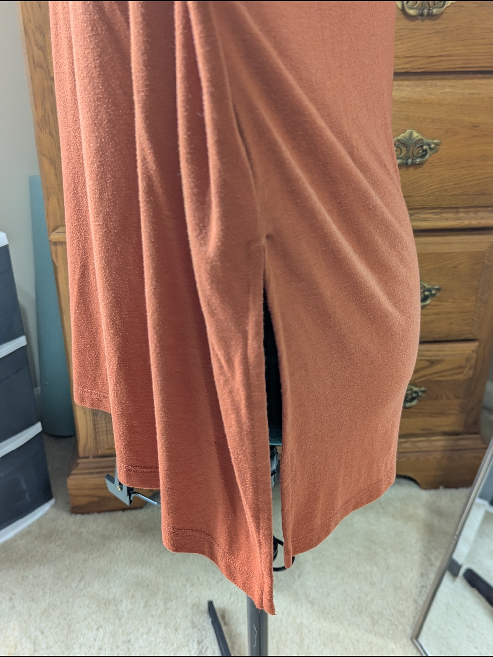 Old Navy Rust Orange Lightweight Long-Sleeve Top - Picture 4 of 5